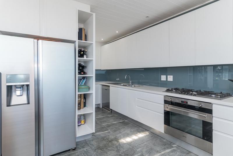 7 Bedroom Property for Sale in San Michel Western Cape